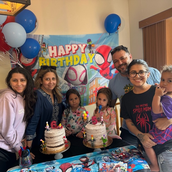 Meet the Posher “A girl should be two things:classy and fabulous."
- Coco Chanel - Picture 2 of 16